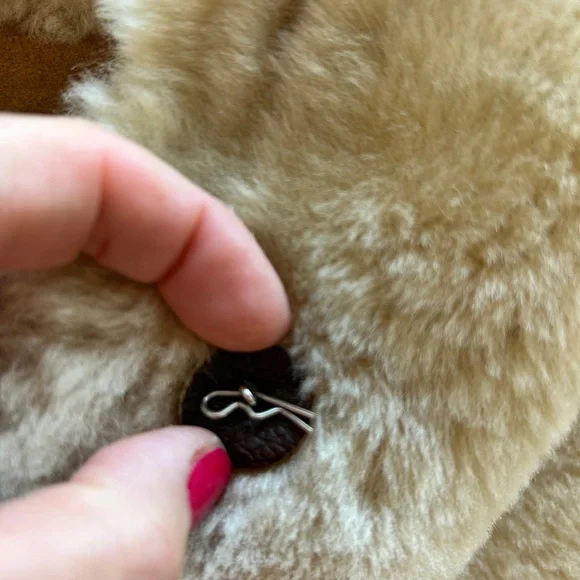 Men's Shearling Sheepskin Coat. Vintage Marlboro Man. Tan/Cream. Size XL - Picture 11 of 16